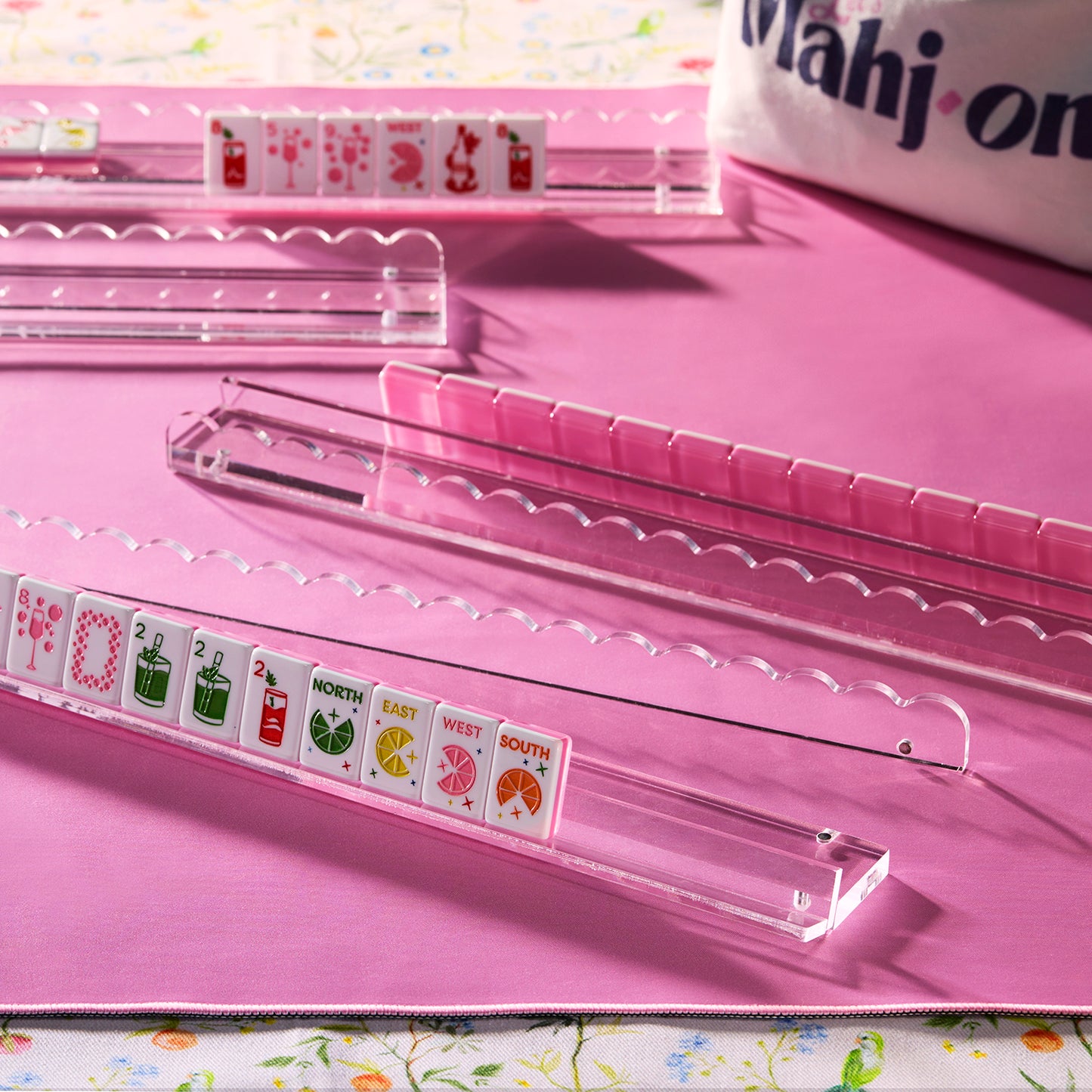 Luxe Acrylic Scalloped Mahjong Rack - Clear