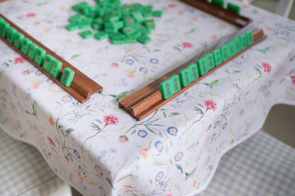 Jardin de Fleurs-Pink Scalloped Tablecloth